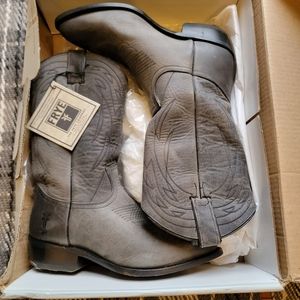 Frye Billy Pull On Western Boot Charcoal